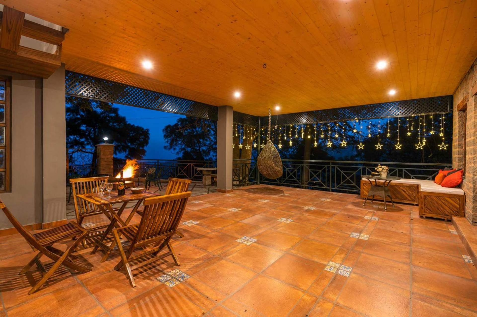Stayvista At Paris Villa With Pvt Pool & Valley View Kasauli Dış mekan fotoğraf