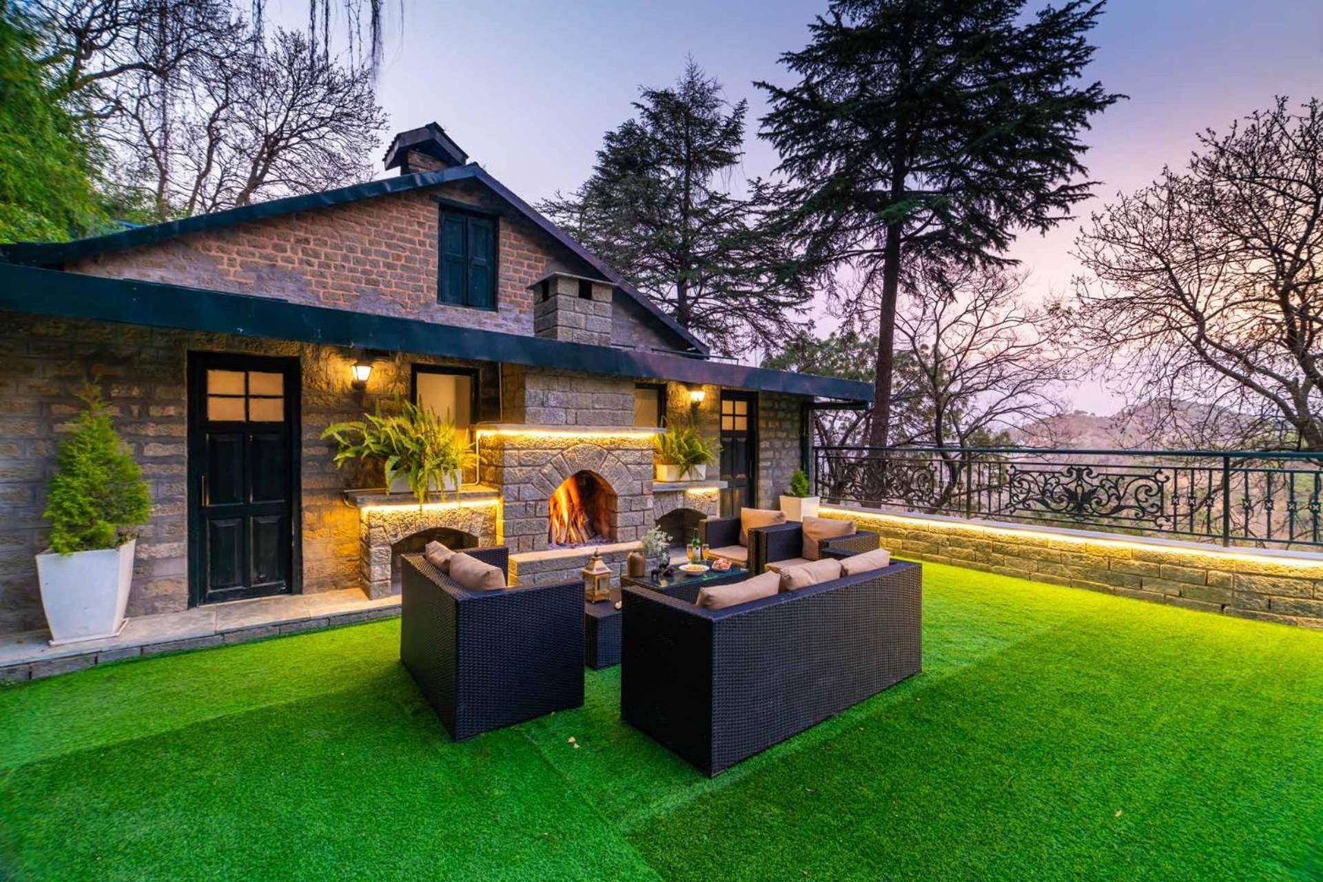 Stayvista At Paris Villa With Pvt Pool & Valley View Kasauli Dış mekan fotoğraf
