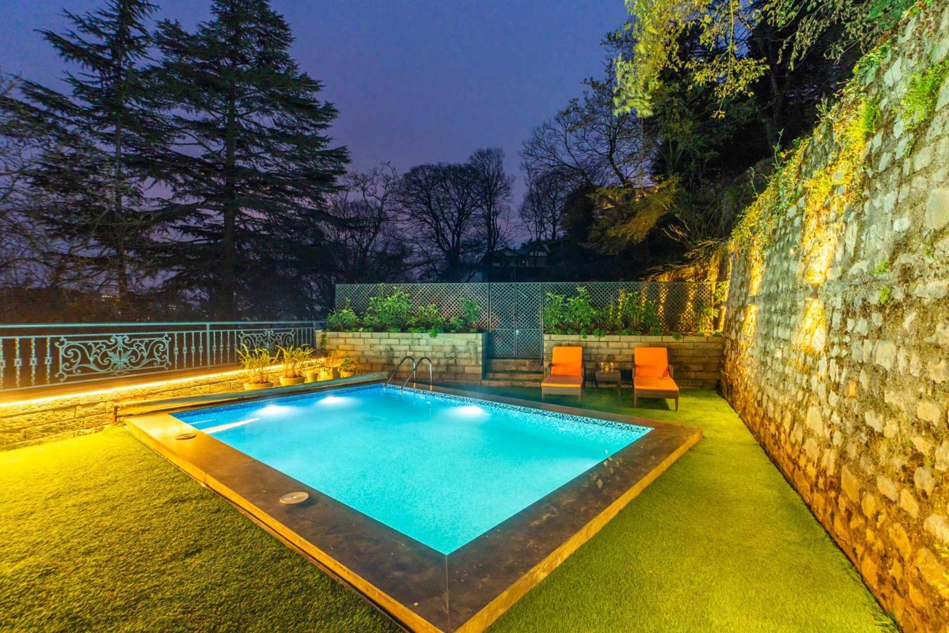 Stayvista At Paris Villa With Pvt Pool & Valley View Kasauli Dış mekan fotoğraf