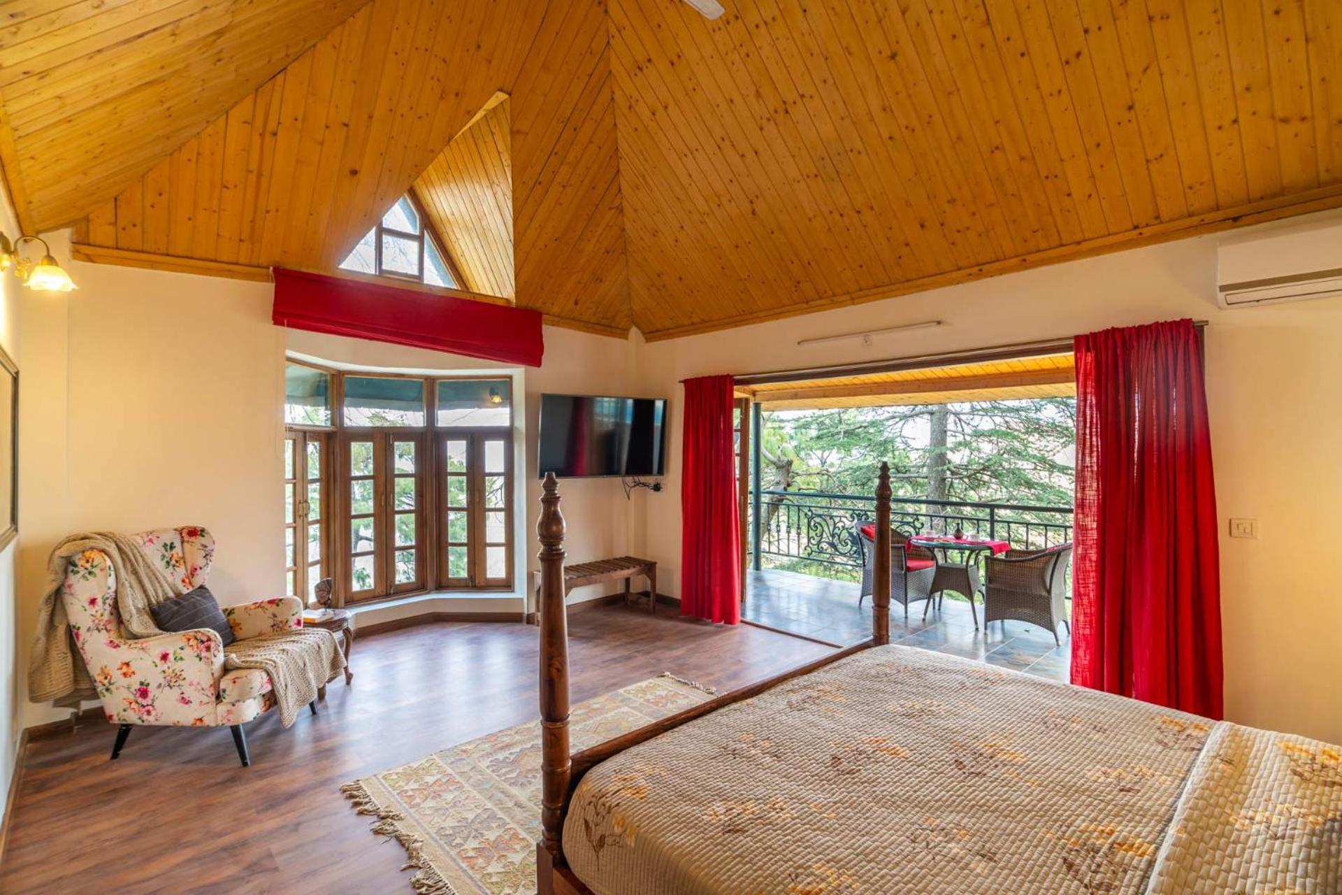 Stayvista At Paris Villa With Pvt Pool & Valley View Kasauli Dış mekan fotoğraf