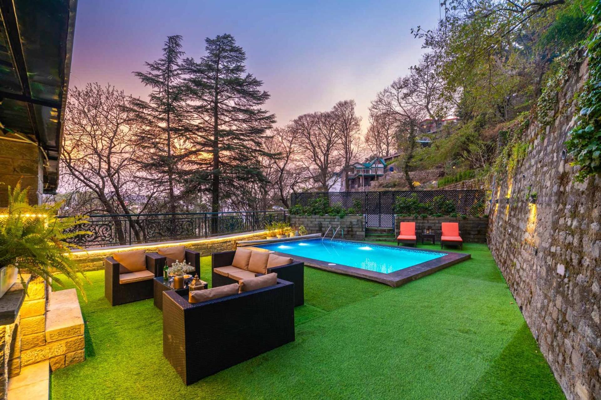 Stayvista At Paris Villa With Pvt Pool & Valley View Kasauli Dış mekan fotoğraf