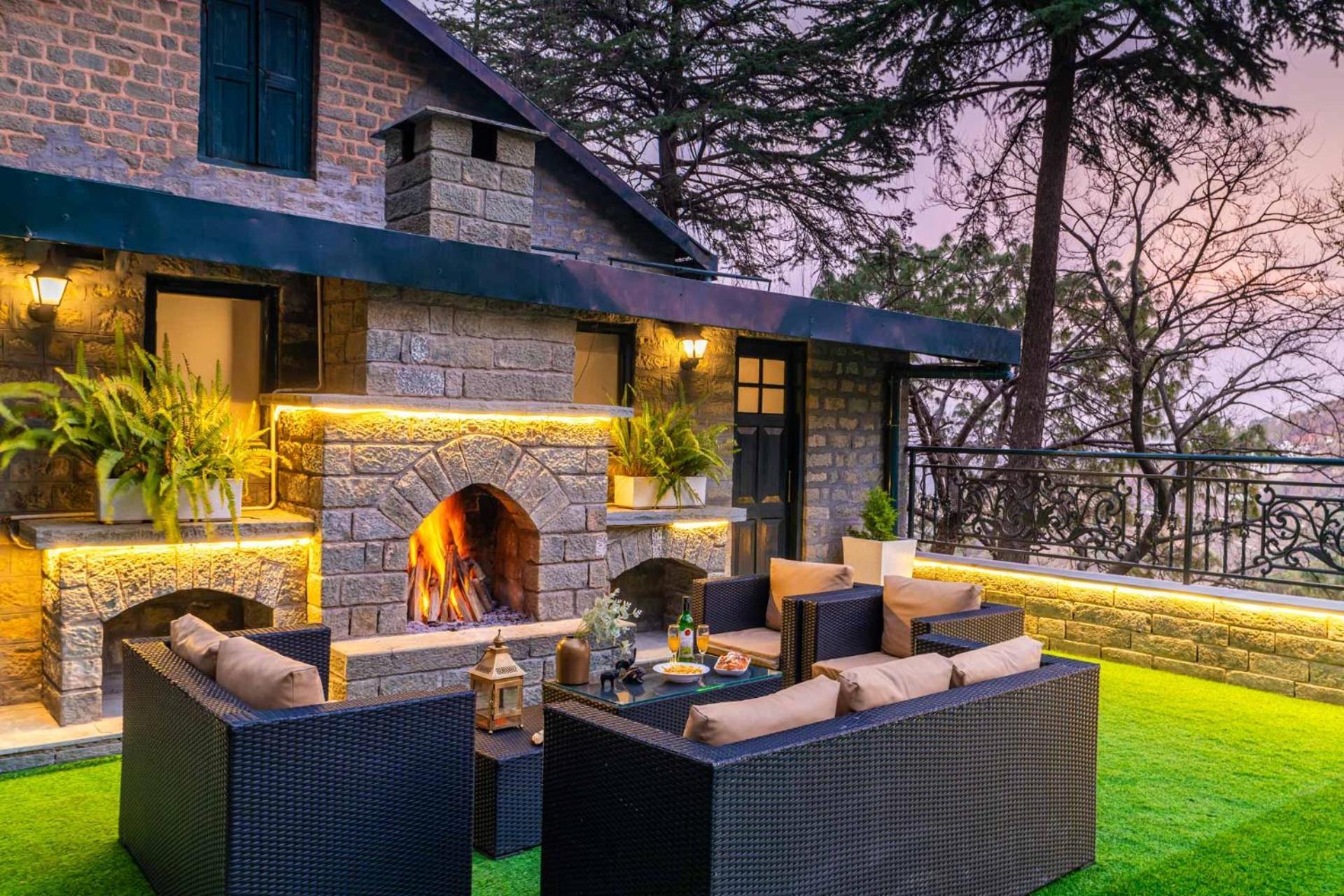 Stayvista At Paris Villa With Pvt Pool & Valley View Kasauli Dış mekan fotoğraf